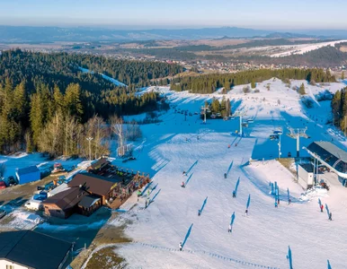 Miniatura: Darmowa jazda na nartach i 50 proc. zniżki...