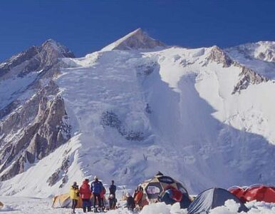 Miniatura: Polacy weszli na Gasherbrum I, ale sami...