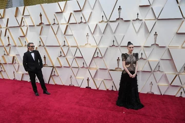 Joaquin Phoenix i Rooney Mara 