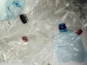 Miniatura: Koniec z idealnie przezroczystym...