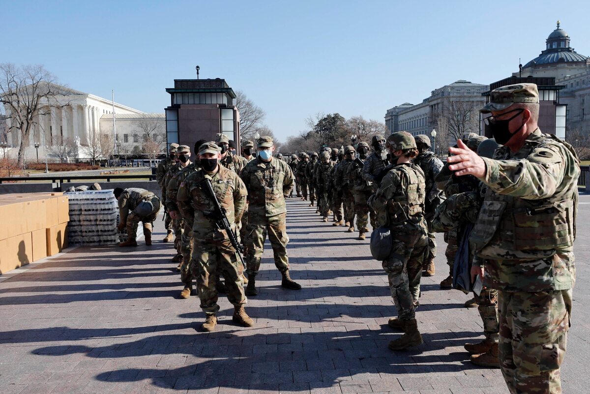 Wojsko ochraniające Kapitol, zabezpieczenia w Waszyngtonie 
