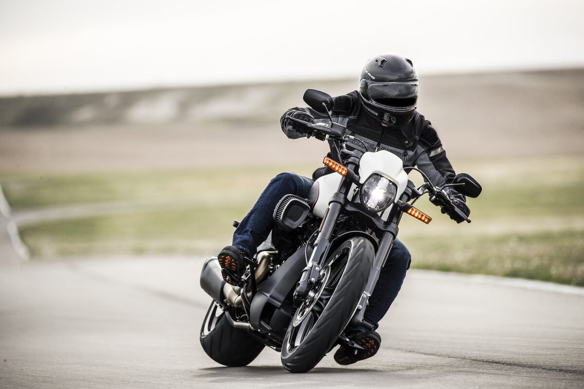Harley Davidson FXDR 
