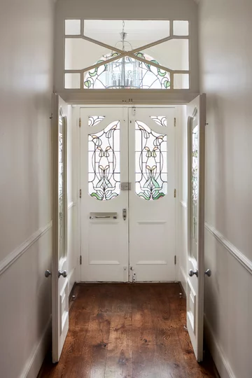 Nowoczesne wnętrza starego domu, projekt Robert Hirschfield downloadfor.press, Robert Hirschfield, stary dom