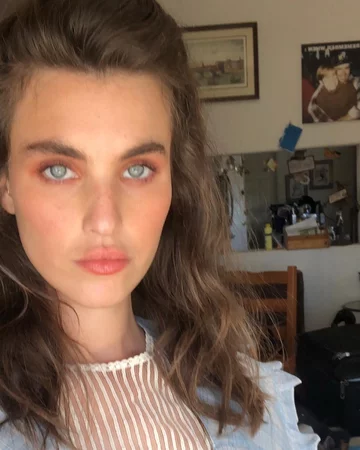 Rainey Qualley 