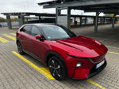 Miniatura: Nowa Mazda CX-6e