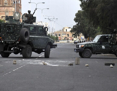 Miniatura: Starcia w stolicy Jemenu. Żołnierze...