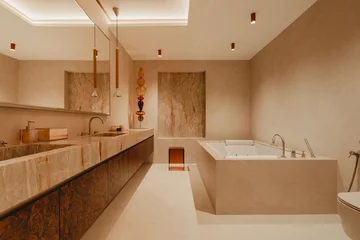 Naturalny kwarcyt Nacarado, czeczota i bejcowany dąb definiują charakter domu w Poznaniu zaprojektowanego przez Monikę Sosnowską-Nicer z pracowni Mon Interiors 