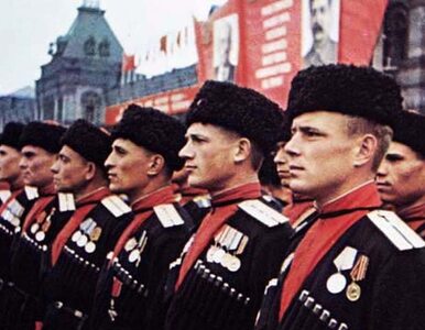 Miniatura: Rosja zbroi swoich Kozaków