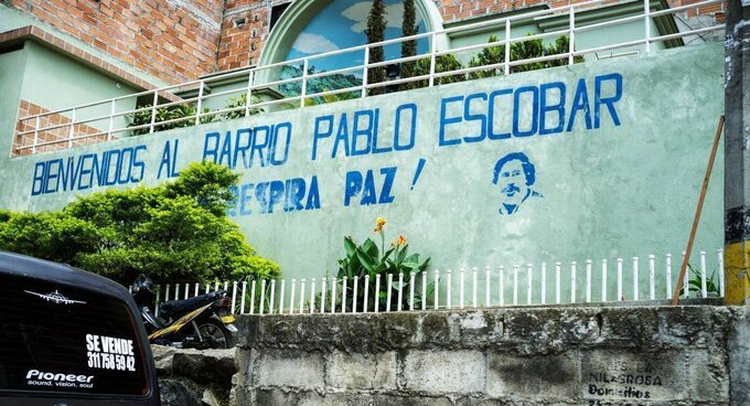 Mural upamiętniający Escobara w jednej z dzielnic Medellín