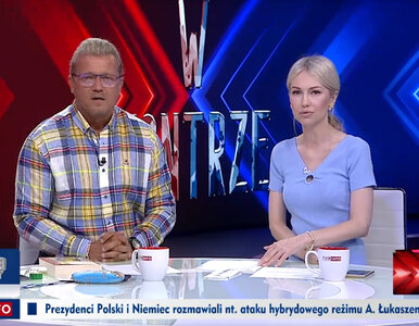 Miniatura: Ogórek zwraca się do dziennikarzy TVN24....