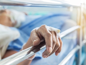 Najgorsze są trzy pierwsze dni po diagnozie COVID-19. Seniorzy są...