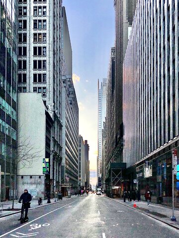 Ulica Czterdziesta Zachodnia, Midtown Manhattan, 2&nbsp;kwietnia 2020
