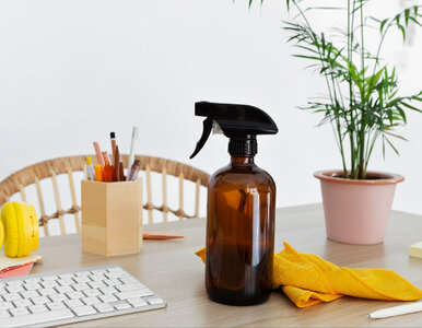 Miniatura: Ten domowy spray pachnie jak luksusowe...