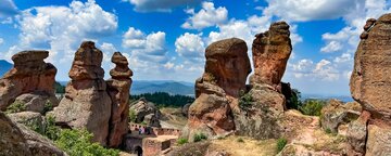 Skały w&nbsp;Bełogradcziku
