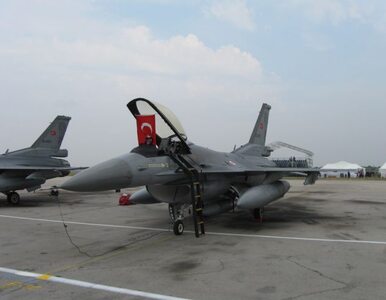 Miniatura: Tureckie F-16 zmusiły syryjski samolot do...