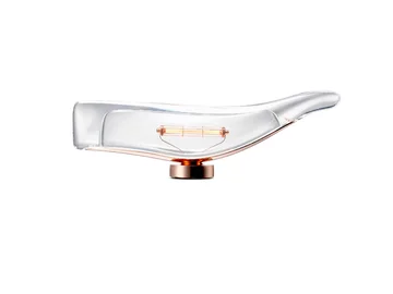 Lampa w kształcie wieloryba Yoshiki Matsuyama v2com, Yoshiki Matsuyama