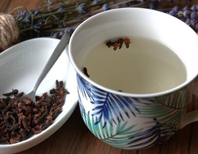Miniatura: Dodawaj goździki nie tylko do herbaty!...
