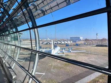 Miniatura: Dron z bombą uderzył w samolot w Lipsku....