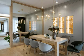 Świąteczny nastrój zaczyna się od architektury wnętrza – dobrze zaprojektowany dom pozwala celebrować Boże Narodzenie wszystkimi zmysłami, bez pośpiechu i bez kompromisów, projekt: Hola Design 