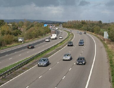 Miniatura: Wielka kula ognia na brytyjskiej autostradzie