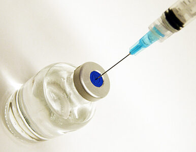 Miniatura: "Obowiązek szczepień nie znaczy, że trzeba...