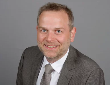 Miniatura: Niemiecki polityk stawia rząd pod ścianą....