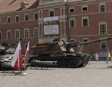 Miniatura: Zniszczony rosyjski sprzęt na Placu...