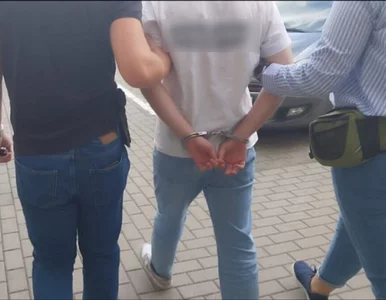 Miniatura: Czterech nastolatków z Ukrainy w rękach...