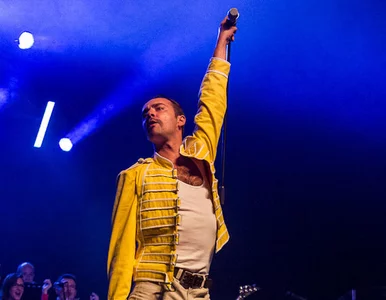 Miniatura: Queen symfonicznie: Mariusz Ostrowski jako...