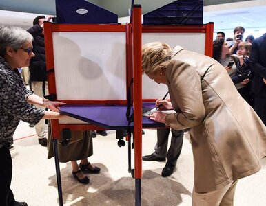 Miniatura: Donald Trump i Hillary Clinton...