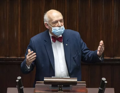 Miniatura: Korwin-Mikke nazwał rządzących mordercami,...