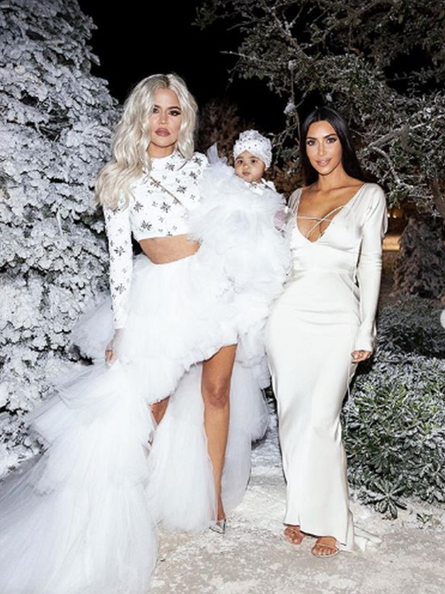 Khloe Kardashian i Kim Kardashian-West 