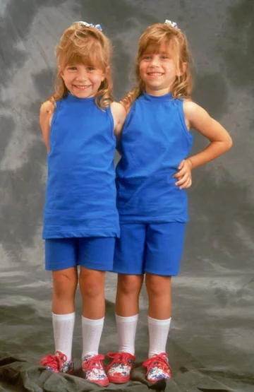 Mary-Kate Olsen i Ashley Olsen w "Pełnej chacie" 