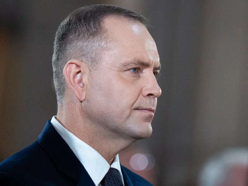 Miniatura: Były prezydent radzi Nawrockiemu ws. TK....
