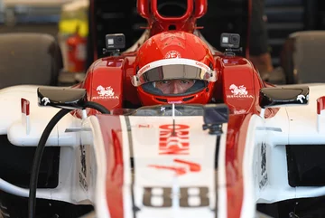 Wyścig ORLEN: Kubica w bolidzie, Marszałek w motorowodnym bolidzie 
