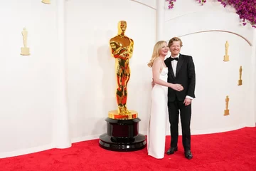 Kirsten Dunst i Jesse Plemons 