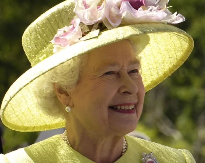 Miniatura: Zakaz fotografowania królowej