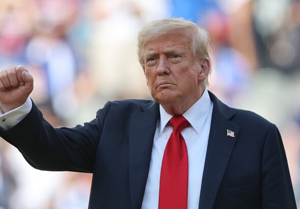 Miniatura: Idzie wasalizacja Europy. Czy USA zrobią z...