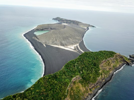 Miniatura: Wyspa HTHH