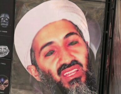 Miniatura: W Karpaczu sprzedają maski bin Ladena,...
