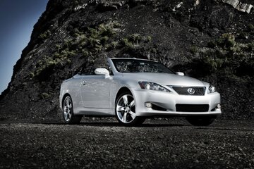 Lexus IS &ndash; historia modelu