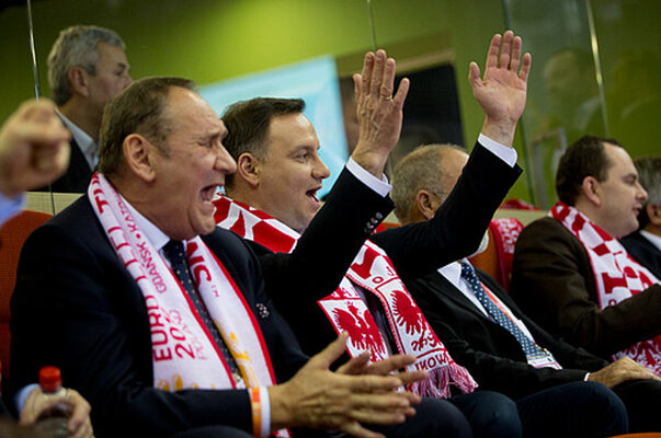 Miniatura: Prezydent na meczu Polska - Serbia