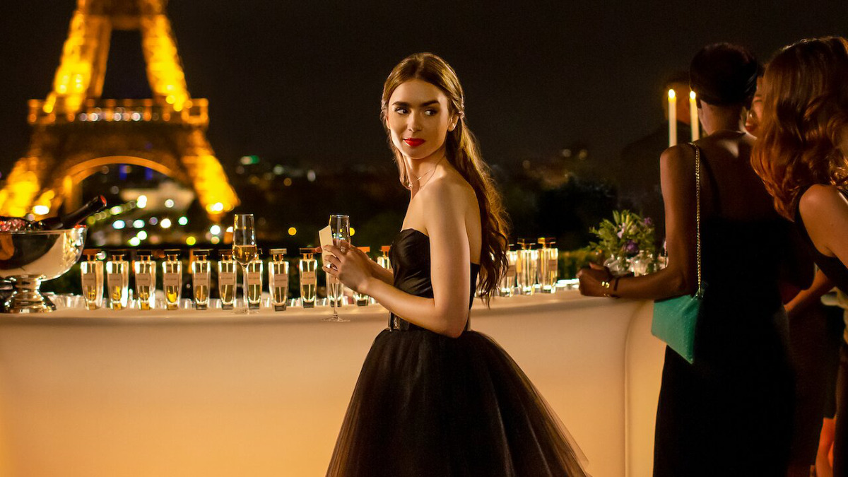 Kadr z serialu „Emily w Paryżu” 