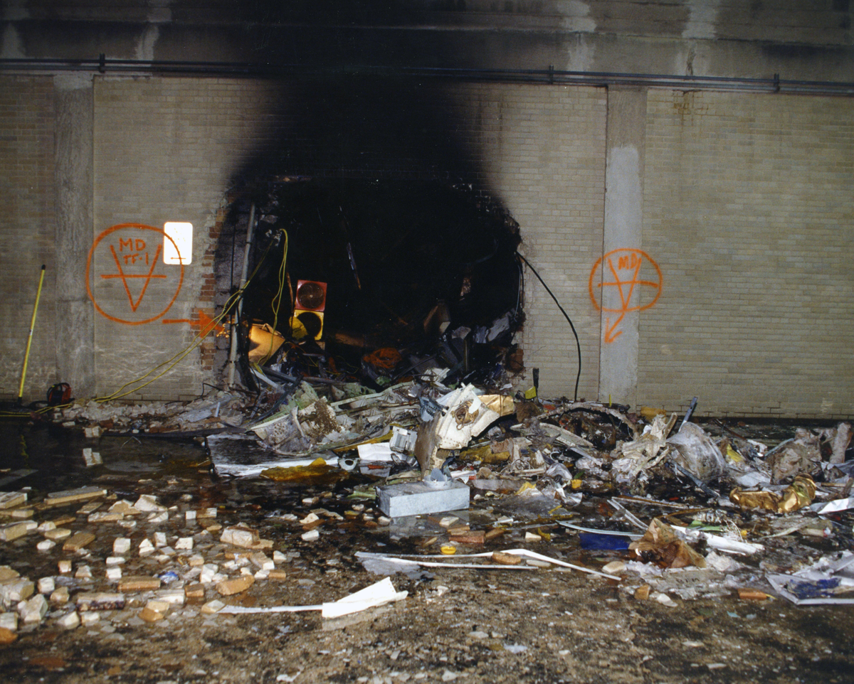 Zniszczenia po ataku na WTC 