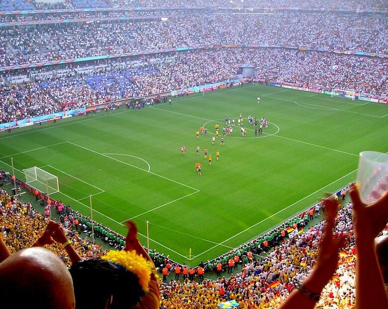 Miniatura: Reprezentant Anglii strzela „samobója” z...