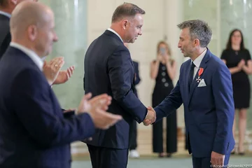 Prezydent odznaczył też Piotra Tomalę 