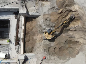 Prace na terenie budowy tunelu pod Świną 