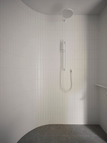 Minimalistyczny dom na klifie, projekt Matière Première Architecture 