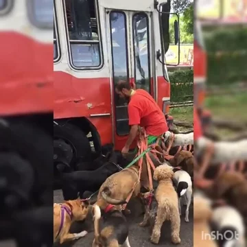 León Dario Sipes i jego podopieczni 