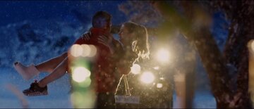 kadr z&nbsp;filmu "Shivaay" (2016)